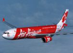 Откриха 5 големи отломки от разбилия се самолет на AirAsia