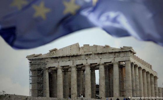 ЕК и гръцки политици отричат излизането на Гърция от еврозоната
