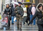 Франция мобилизира 10 хил. войници за защита на градовете