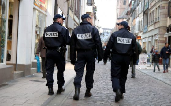 Евакуират полицейско управление в Брюксел заради сигнал за бомба