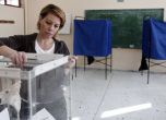 СИРИЗА води на предсрочния парламентарен вот в Гърция