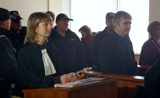 Съдът остави в ареста шефа на митницата в Свиленград