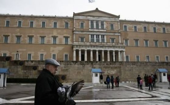 Гърция закъснява с плана за съкращение на разходите