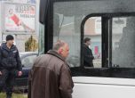 Строшиха стъкло на автобус на градския в Бургас (снимки)