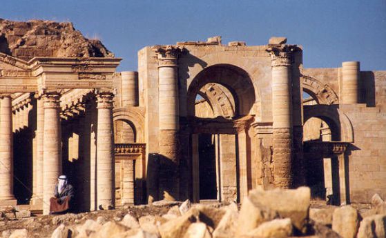 "Ислямска държава" унищожава още един древен град