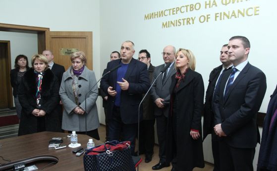 Премиерът Бойко Борисов и финансвовият министър Владислав Горанов проведоха среща за обсъждане на ситуацията с КТБ.