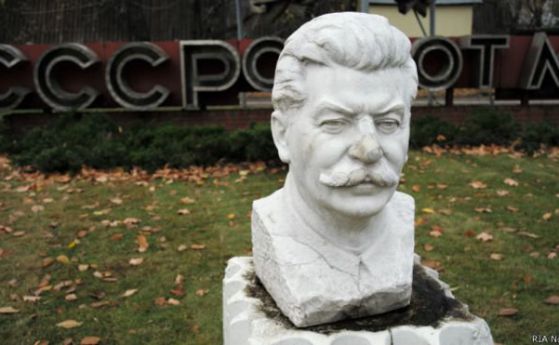 Комунисти и "патриоти" искат паметници на Сталин в цяла Русия
