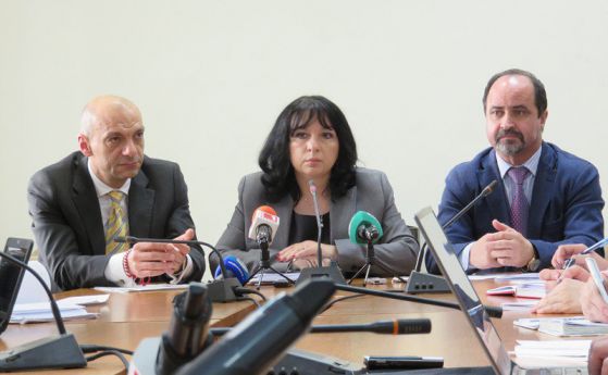 Топлофикациите в Перник, Сливен и Русе може да спрат работа от април