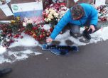 Разрушиха мемориала на Немцов в Москва (снимки)