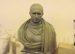 Показват паметник на Путин като римски император за Деня на победата