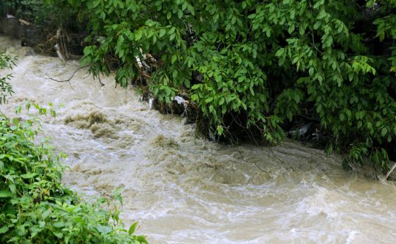 МОСВ предупреди за рязко повишение на реките