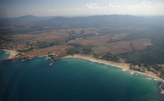 Правителството дава на концесия четири созополски плажа