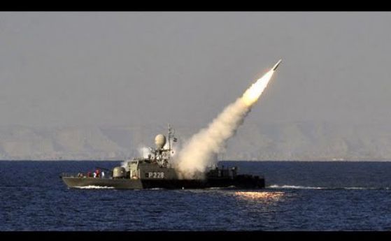 Иран твърди, че е задържал американски кораб с 34 войници на борда