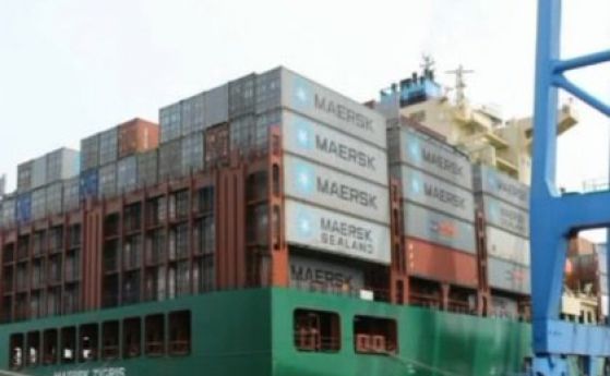 Иран задържа кораб, на който има българи сред екипажа