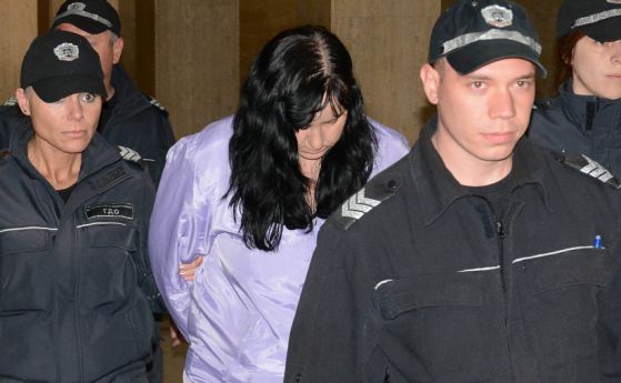 Съдът остави акушерката Ковачева в ареста