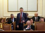 Горанов взема контрола над обществените поръчки от Лукарски