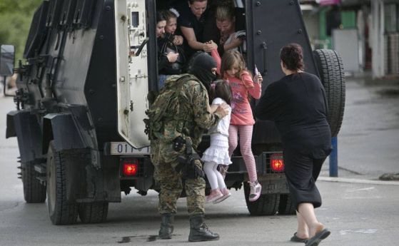 Най-малко 14 терористи са убити край Куманово