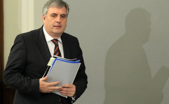 Министър Калфин на разпит в Софийския военен съд