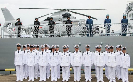 Русия и Китай започнаха съвместни учения в Средиземно море