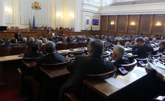 И българите в чужбина ще гласуват на референдумите