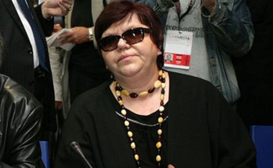 Ирена Кръстева: Лъжа са твърденията за 700 млн. лв. кредити на мои фирми в КТБ