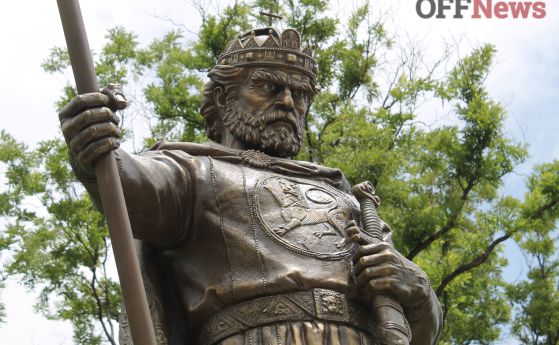 Новата ни анкета: Харесвате ли паметника на цар Самуил?