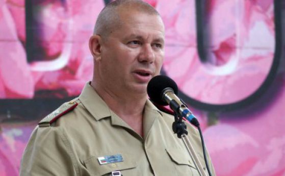  За кожата на един военачалник 