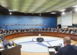 НАТО преразглежда ядрената си програма в отговор на Русия