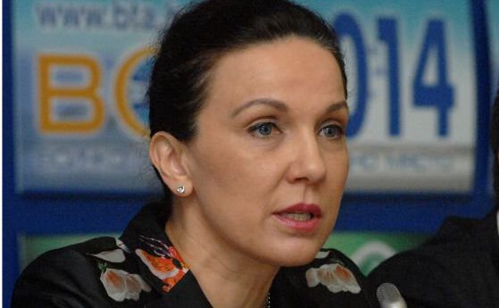 Първанова вече не е лидер на НДСВ, заменят я трима