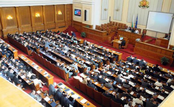 Депутатите окончателно приеха закона за търговските вериги