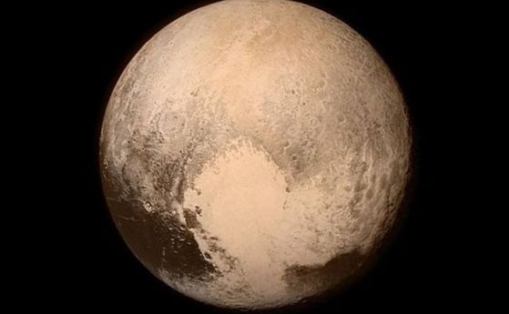 Историческата среща с Плутон
