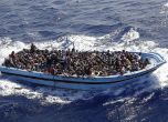 Кораб със 700 емигранти се преобърна северно от Либия