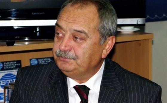 Шефът на БЛС: Москов не трябва да налага контрол с „лов на вещици“
