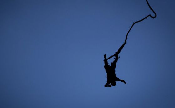 80-годишна варненка скочи с бънджи от 192 метра