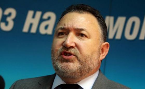 СДС подкрепя обвинения в безстопанственост кмет на Карлово