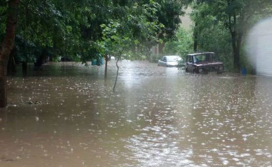 В България дъжд = наводнение