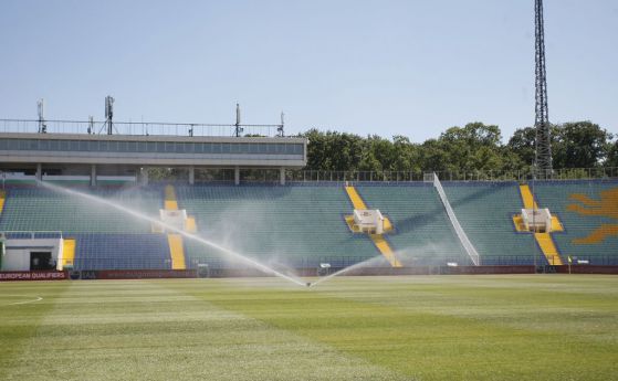 Министър Кралев представи реновирания Национален стадион