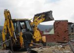 Възобнояват бутането на ромски къщи в Гърмен