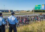 Дания затвори магистрали и жп линии с Германия заради бежанците
