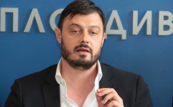 Бареков: Българските политици не са научили буквара