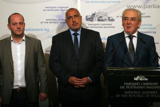 Парламентът прие промени в Конституцията със 184 гласа