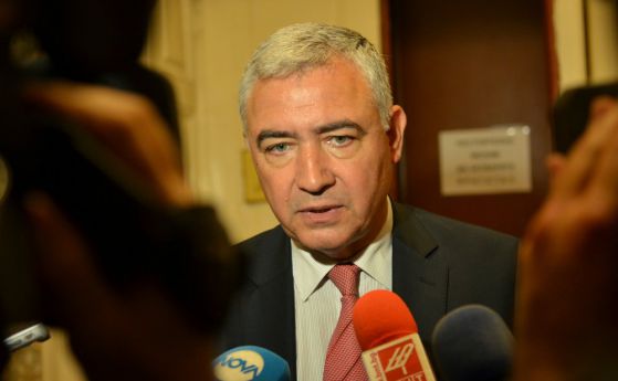 БСП поиска оставката на министър Ненчев