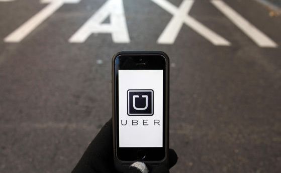 Uber спря работа в България