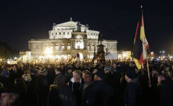 Многохиляден протест в Германия против бежанците