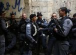 Израелски войници убиха палестинец при атака с нож