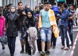 Изнасилвания и проституция за 10 евро в бежанските лагери в Германия