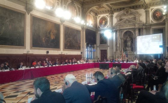 Венецианската комисия подкрепя конституционните промени в България