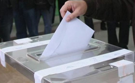 ЦИК: Не е имало е гласуване извън тъмната стаичка в Петрич