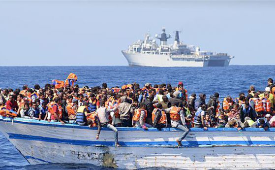 Либия заплаши да наводни Европа с мигранти от Африка