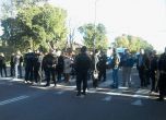 50 надзиратели и полицаи протестираха в Бургас